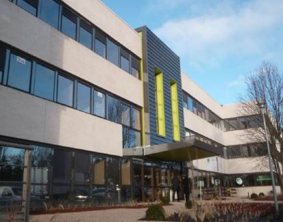 Bureau Limonest 1203m² Location bureau Limonest Rhône OLBUR2109136 0